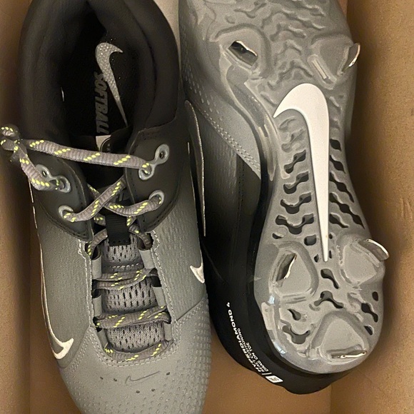 Nike hyper diamond elite 4 softball cleats - Picture 6 of 6